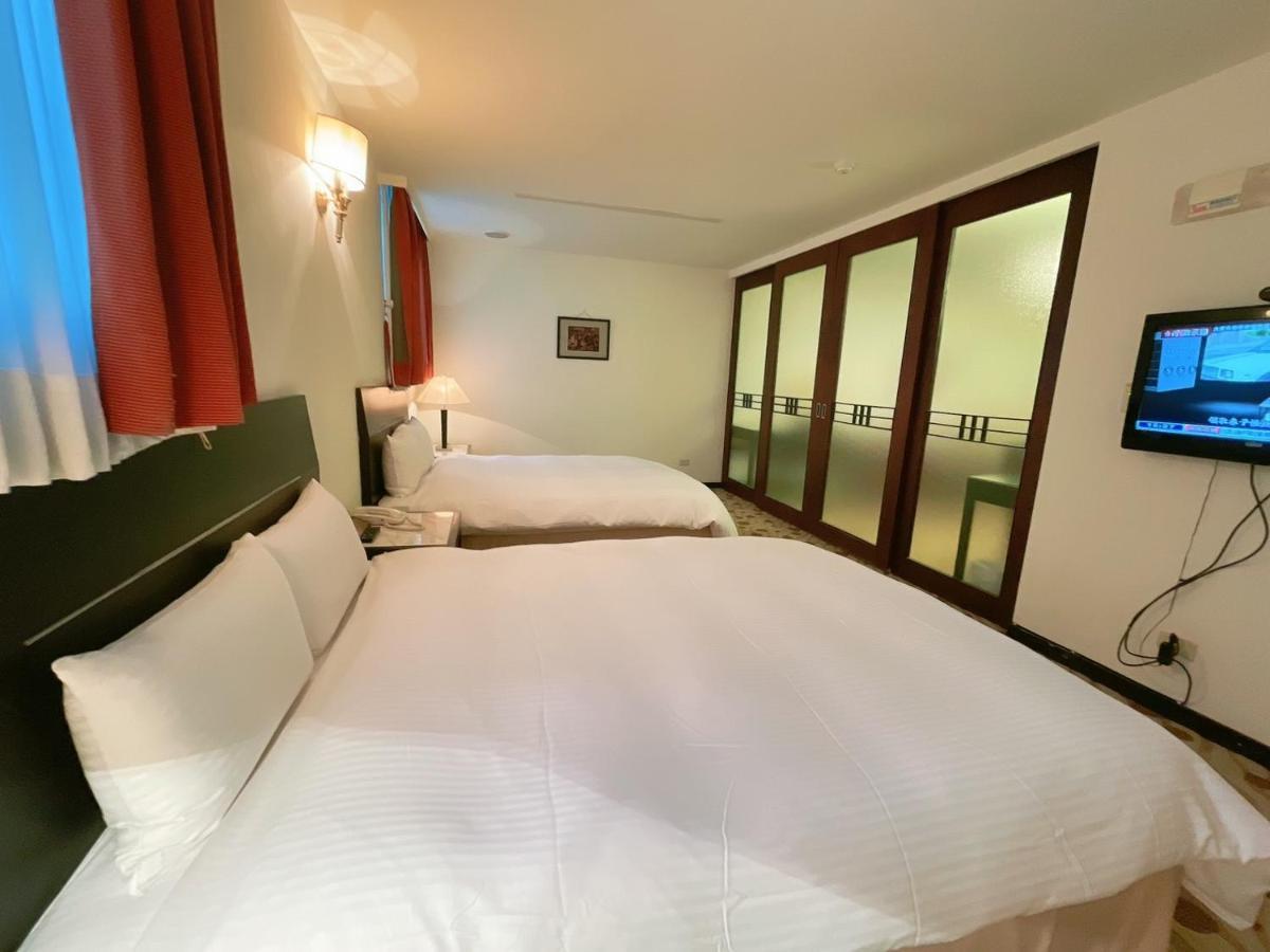 Herkang Hotel Taichung Dış mekan fotoğraf