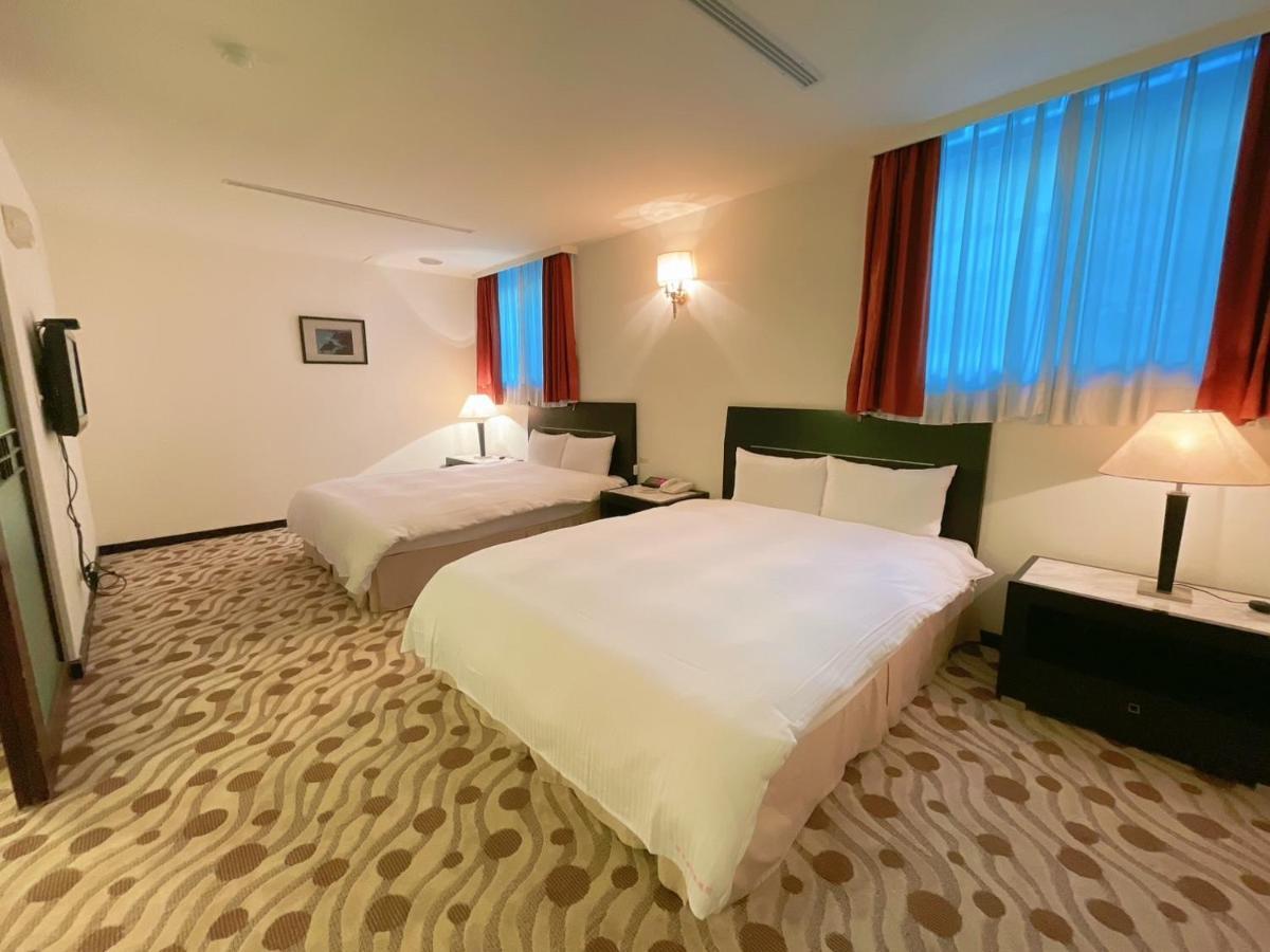 Herkang Hotel Taichung Dış mekan fotoğraf