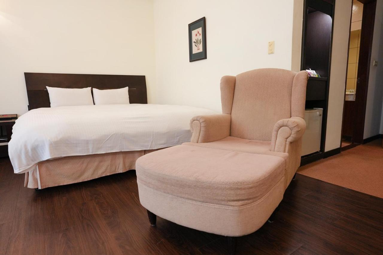 Herkang Hotel Taichung Dış mekan fotoğraf