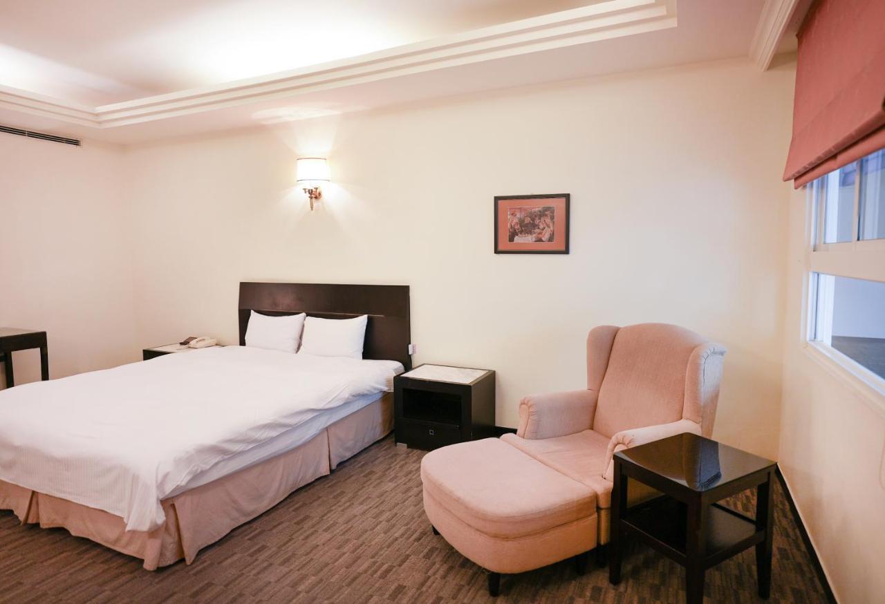 Herkang Hotel Taichung Dış mekan fotoğraf
