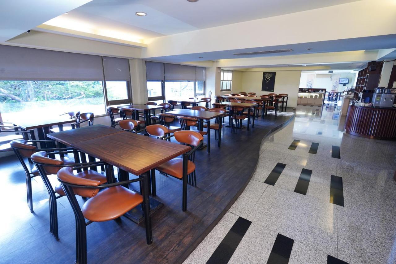 Herkang Hotel Taichung Dış mekan fotoğraf