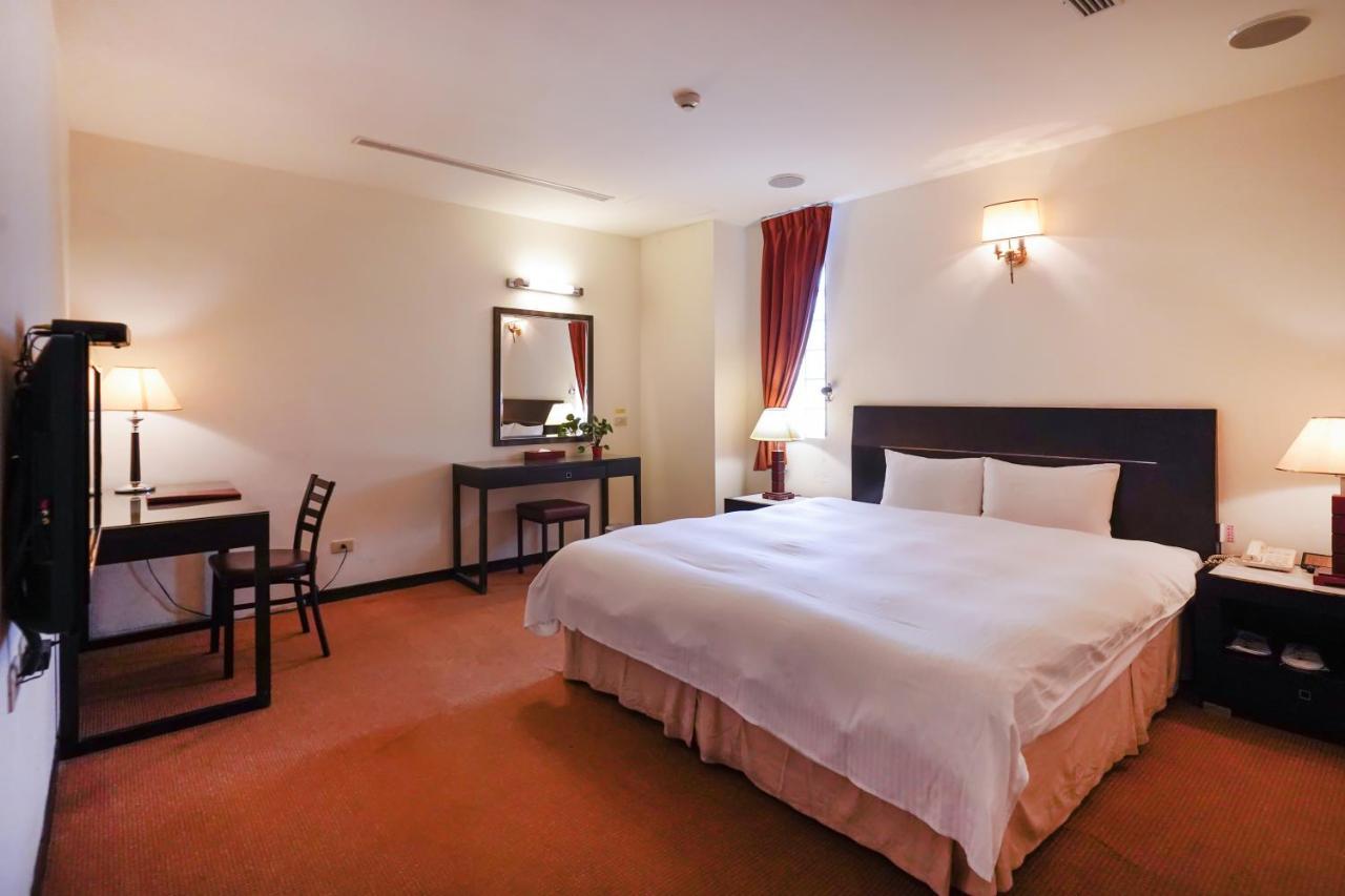 Herkang Hotel Taichung Dış mekan fotoğraf