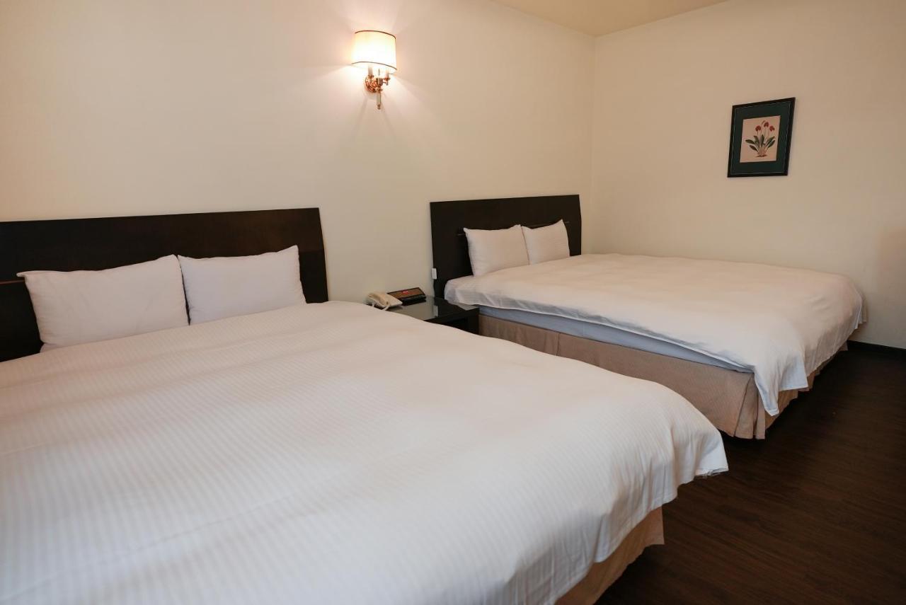Herkang Hotel Taichung Dış mekan fotoğraf