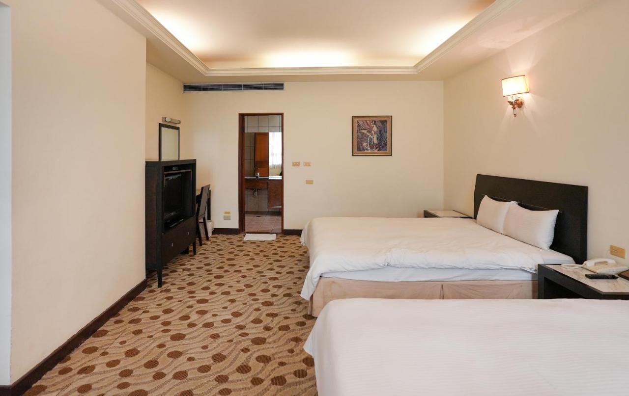 Herkang Hotel Taichung Dış mekan fotoğraf