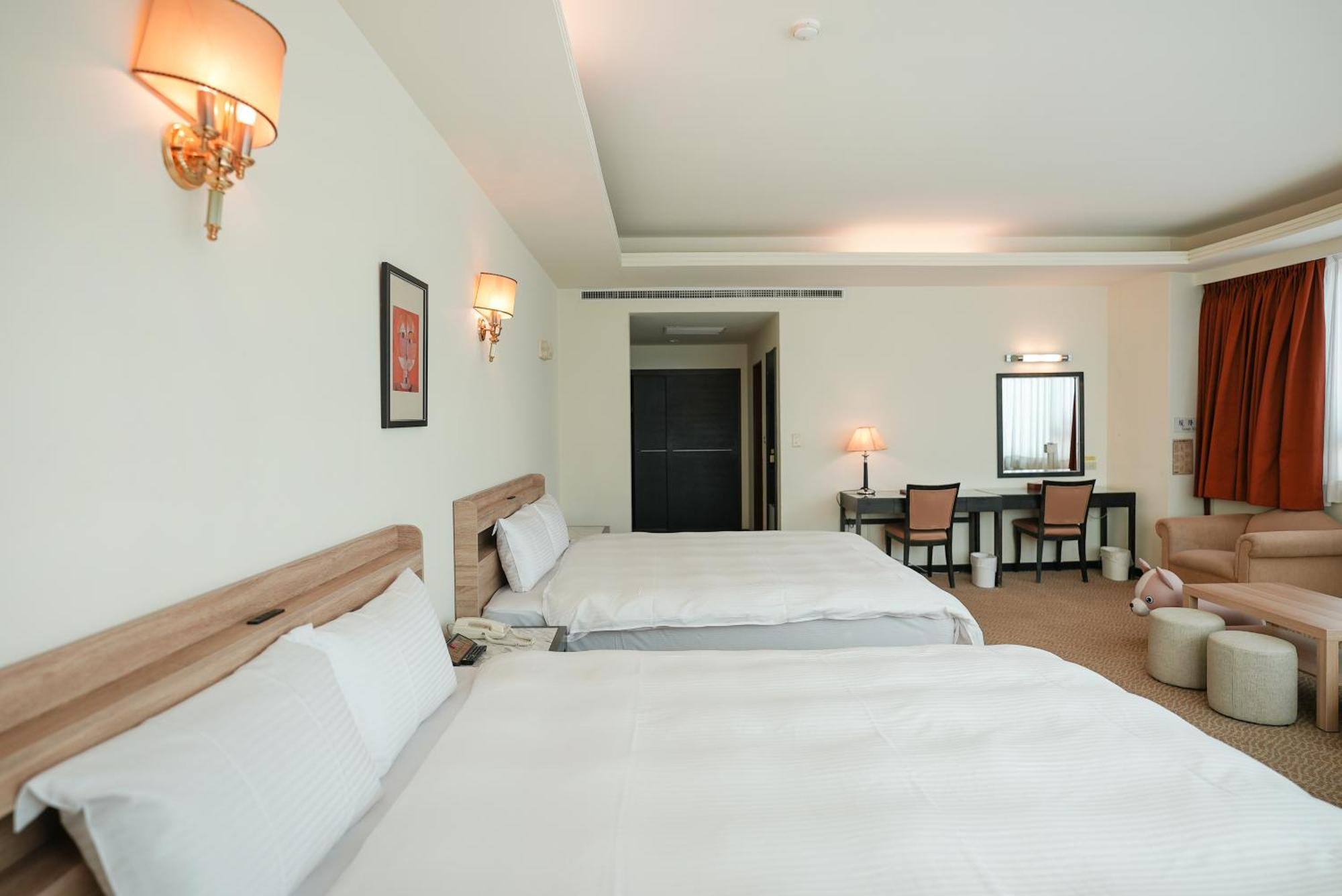 Herkang Hotel Taichung Dış mekan fotoğraf
